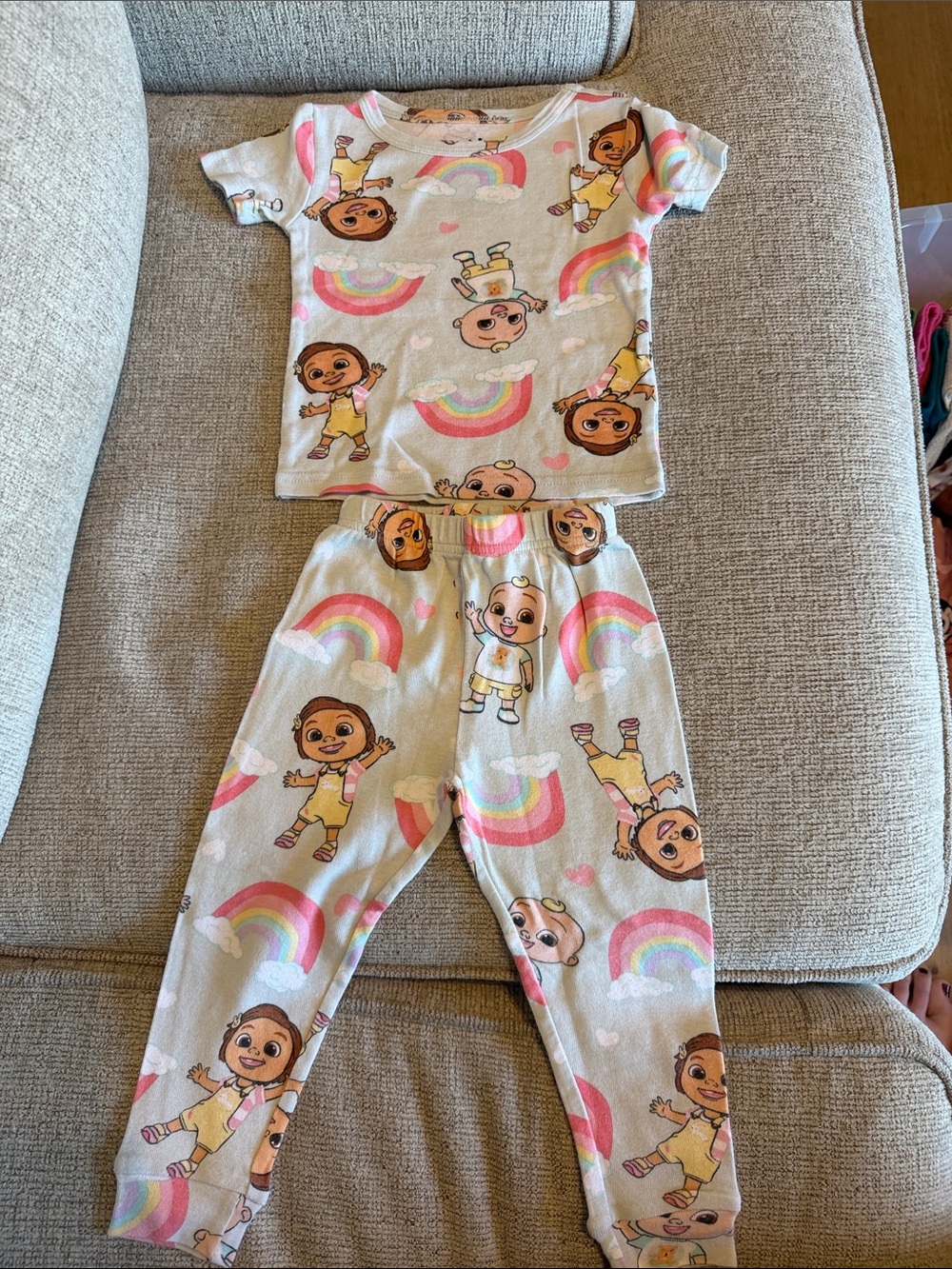 CoComelon Toddler Pajama Set Girls Rainbow Character 2-Piece Set Size 3T Like